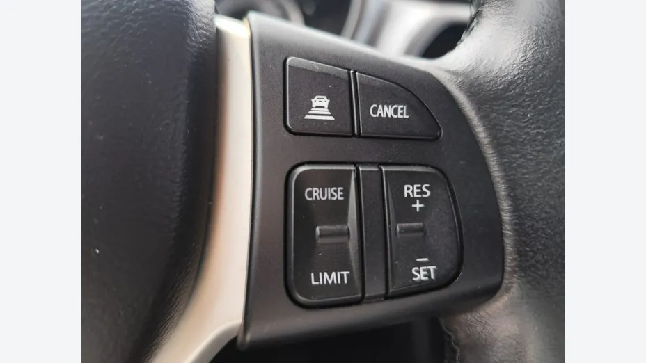 SUZUKI Vitara -