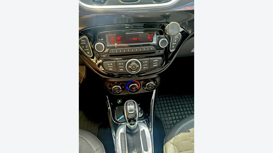 OPEL Corsa -