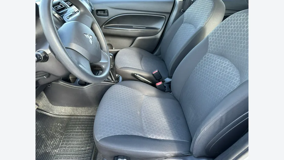 MITSUBISHI Space Star -