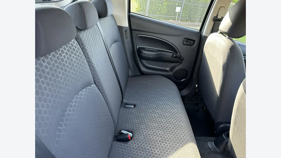 MITSUBISHI Space Star -