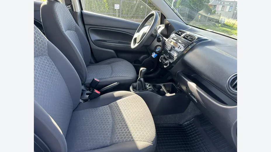 MITSUBISHI Space Star -