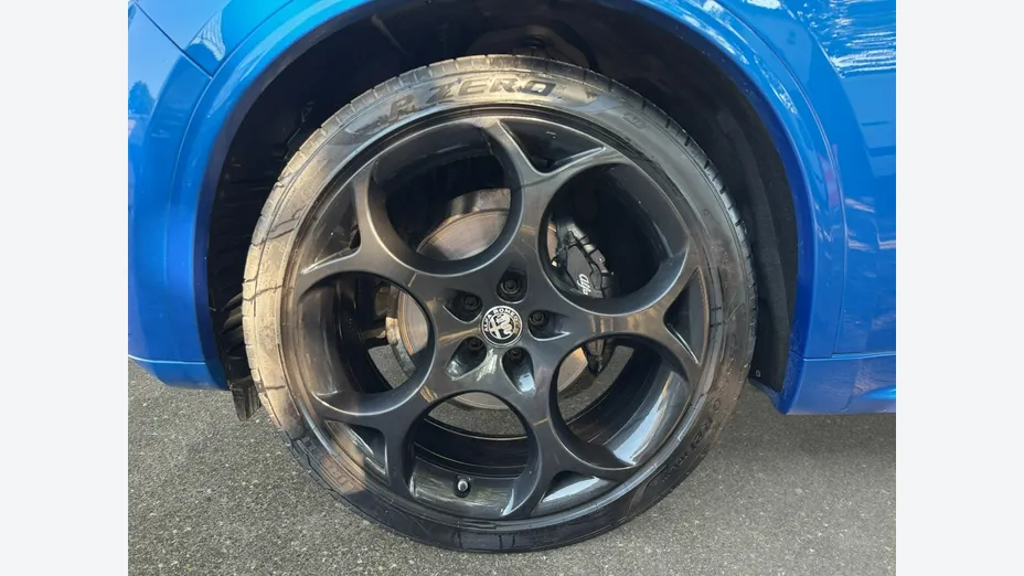 ALFA ROMEO Stelvio -