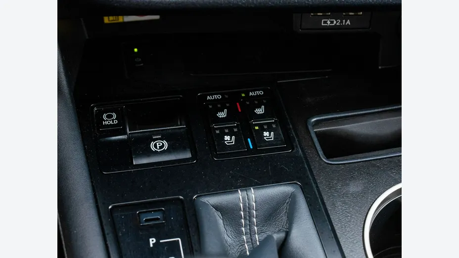 LEXUS RX -