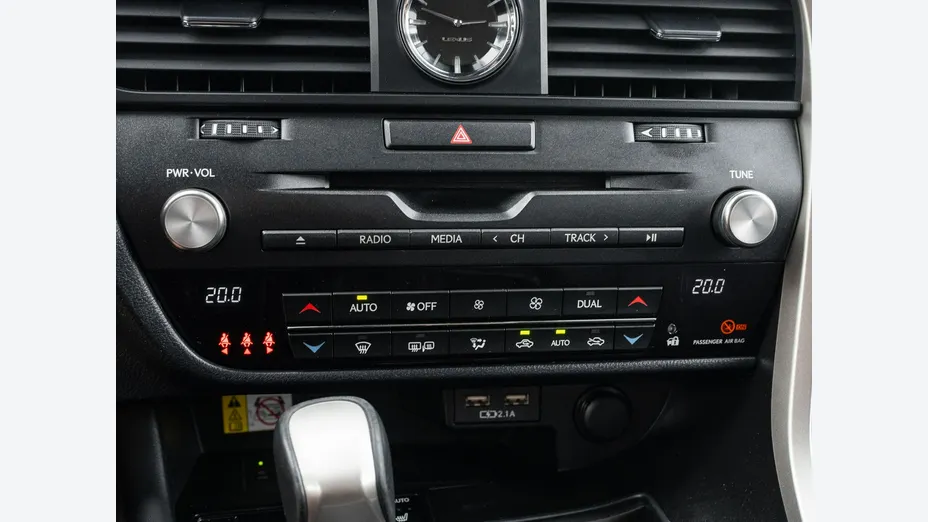 LEXUS RX -
