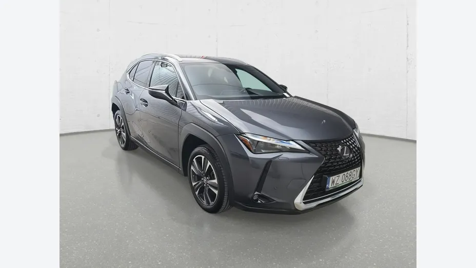 LEXUS UX -