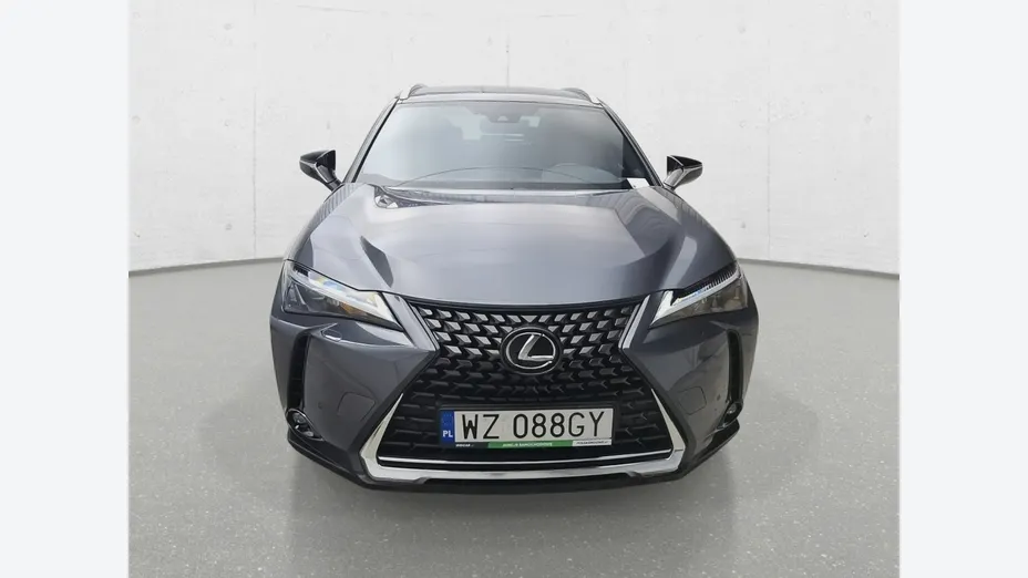 LEXUS UX -