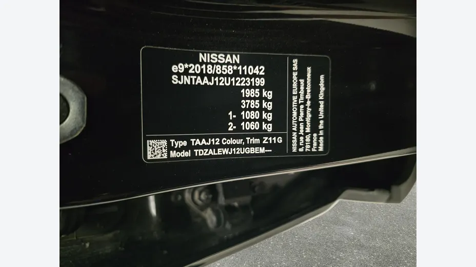 NISSAN Qashqai -