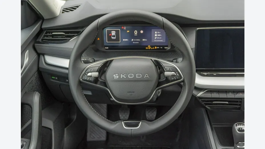 SKODA Octavia -