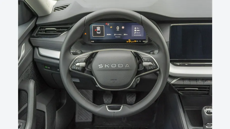 SKODA Octavia -