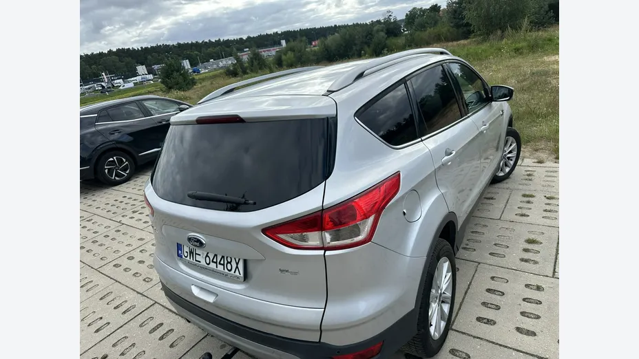 FORD Kuga -