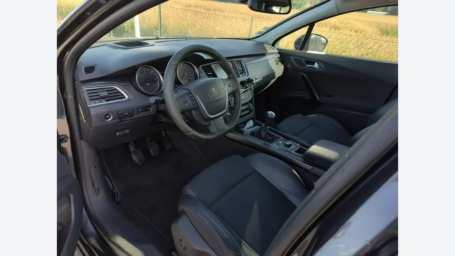 PEUGEOT 508 -