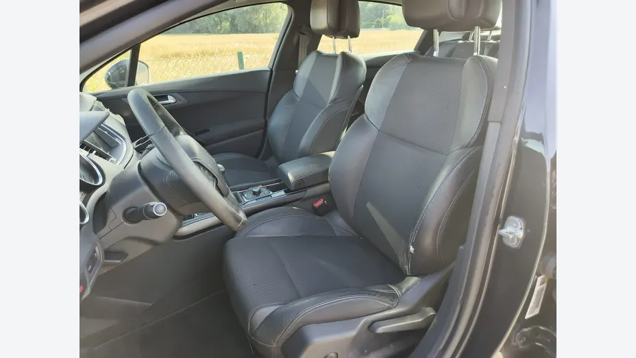 PEUGEOT 508 -