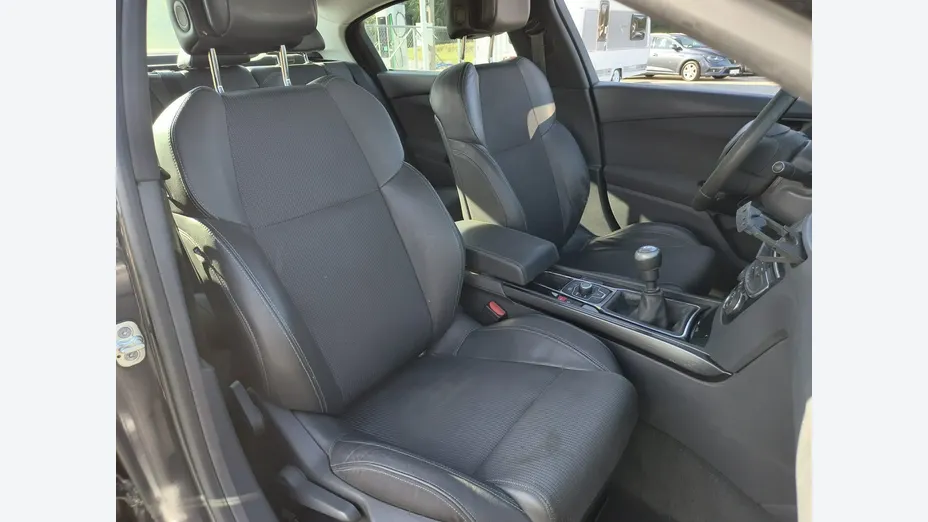 PEUGEOT 508 -