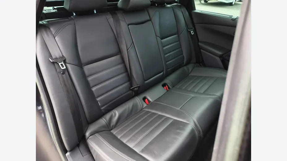 PEUGEOT 508 -