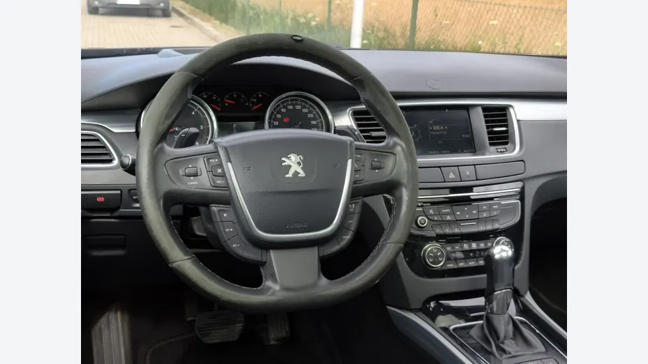 PEUGEOT 508 -