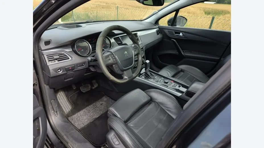 PEUGEOT 508 -