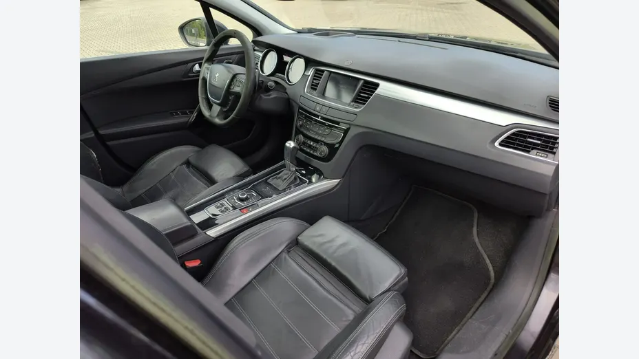 PEUGEOT 508 -