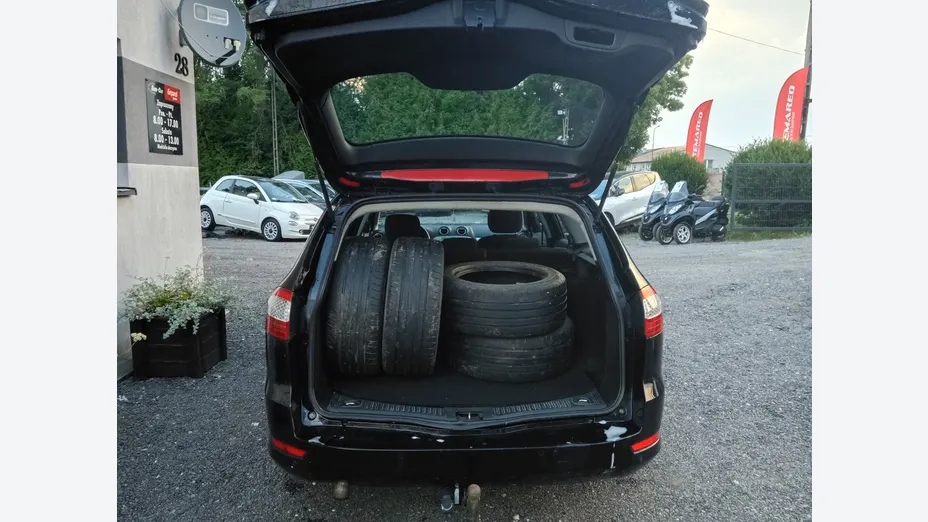 FORD Mondeo -