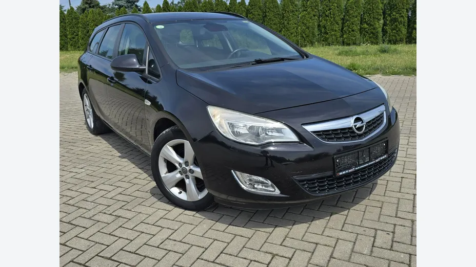 OPEL Astra -