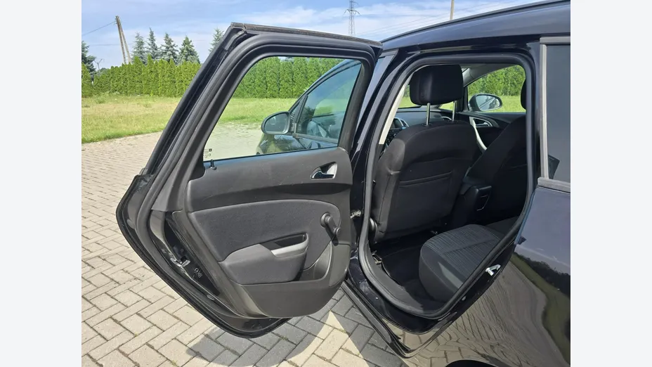 OPEL Astra -