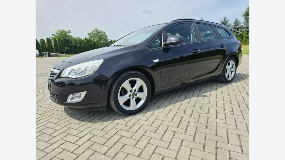 OPEL Astra -