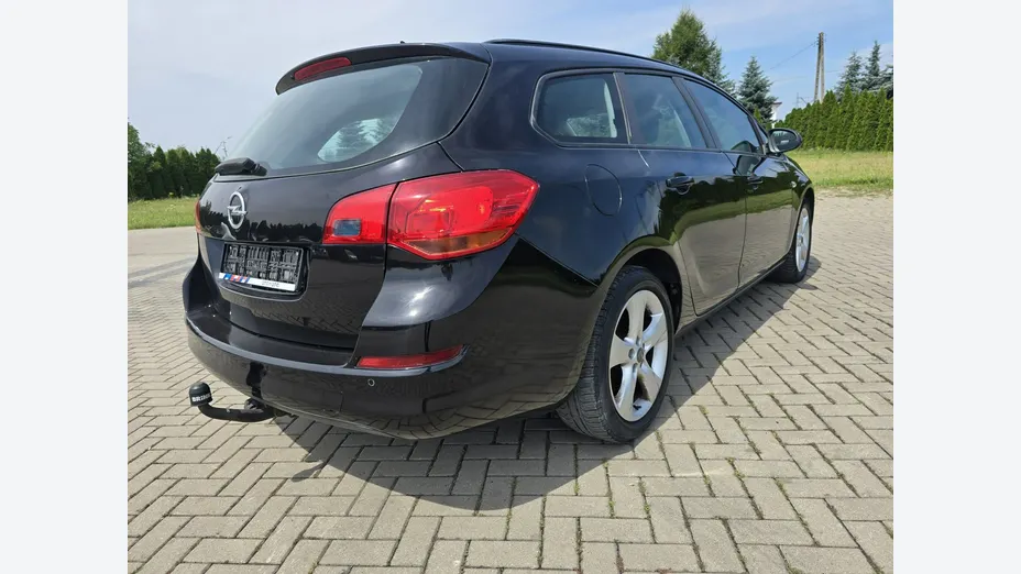 OPEL Astra -