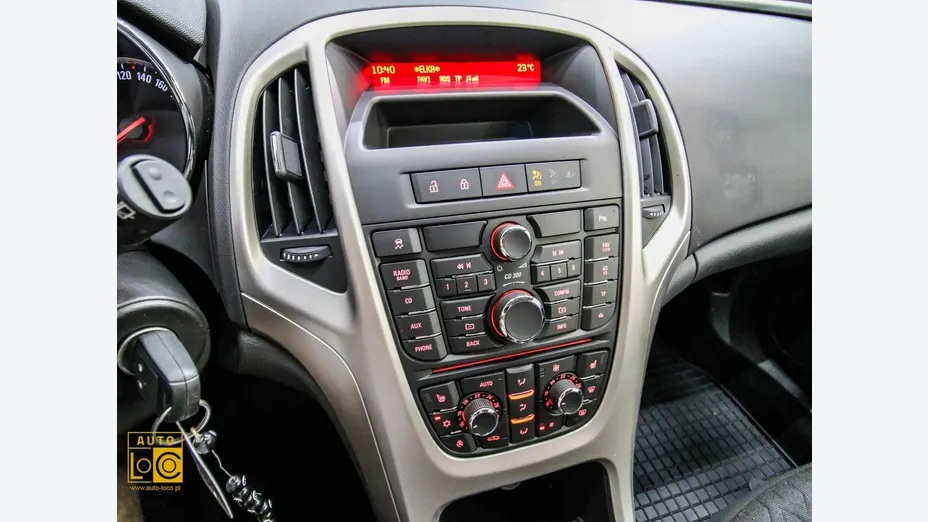 OPEL Astra -