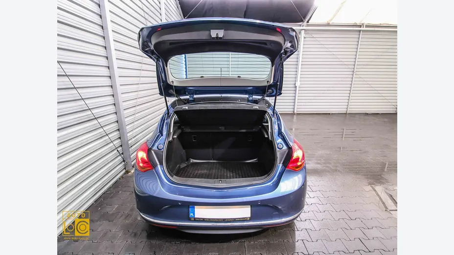 OPEL Astra -