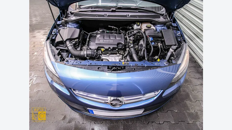 OPEL Astra -