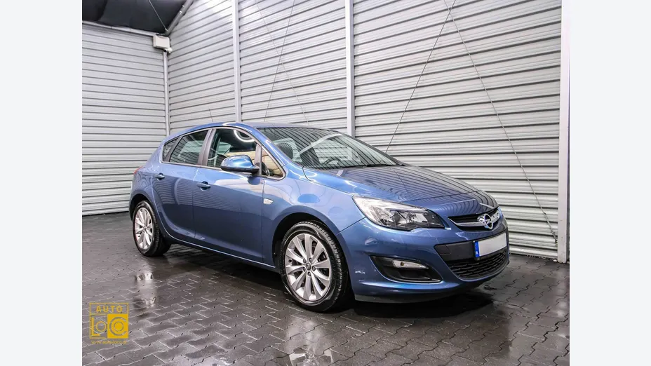 OPEL Astra -