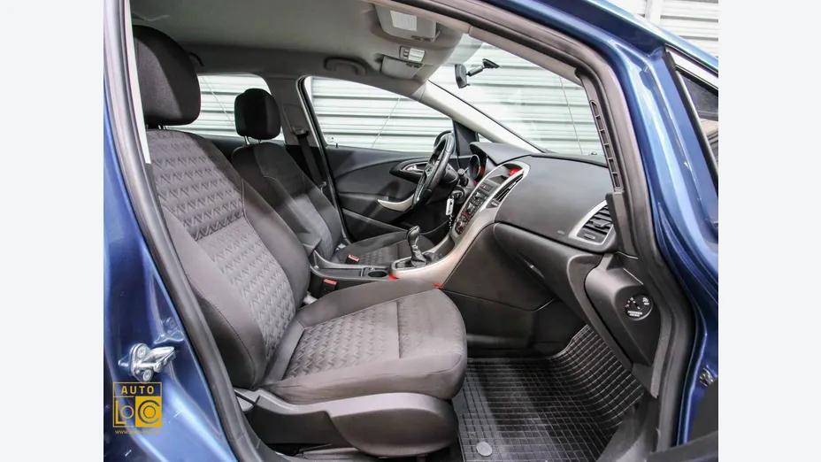 OPEL Astra -
