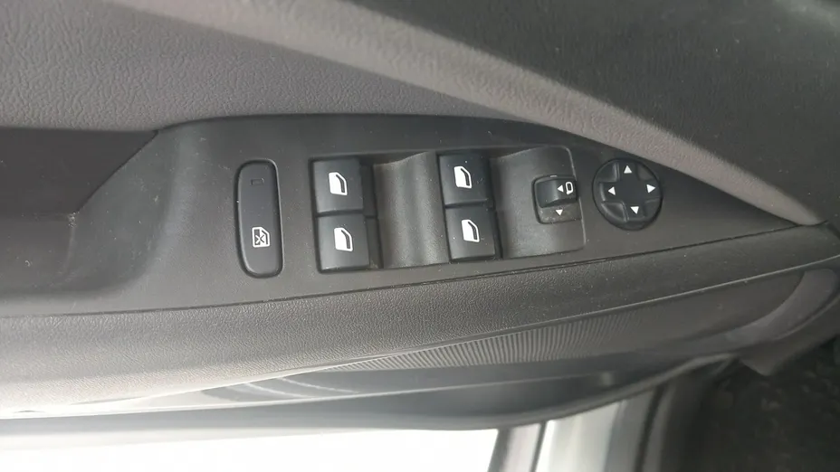 OPEL Crossland X -
