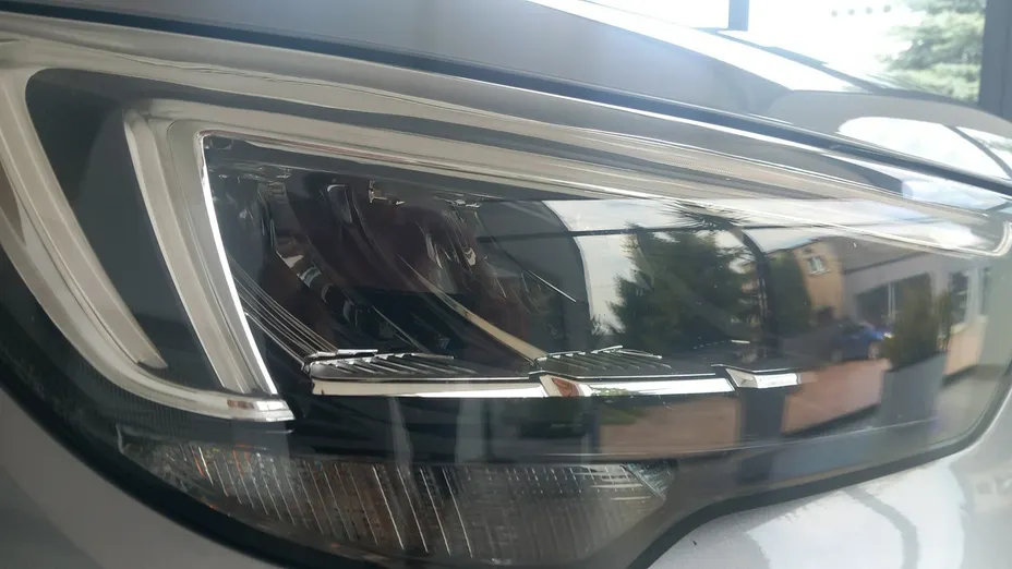 OPEL Crossland X -