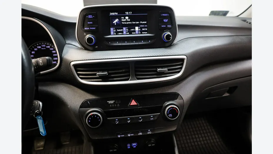 HYUNDAI Tucson -