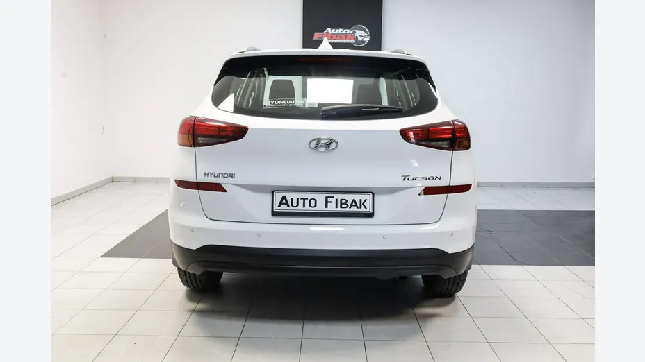 HYUNDAI Tucson -