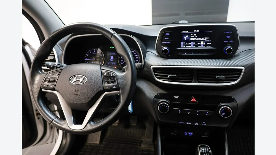 HYUNDAI Tucson -