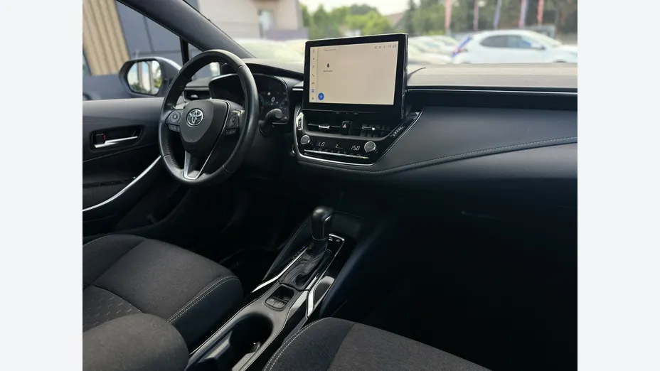 TOYOTA Corolla -