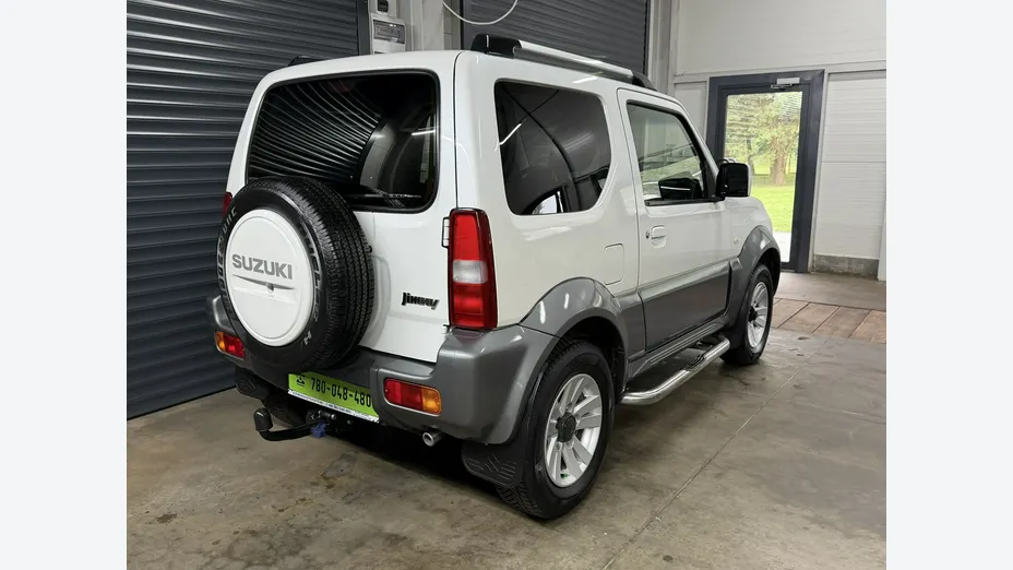 SUZUKI Jimny -