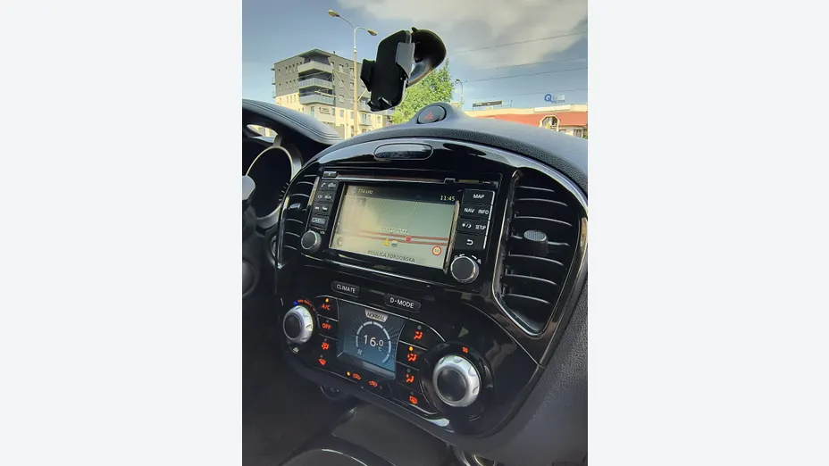 NISSAN Juke -