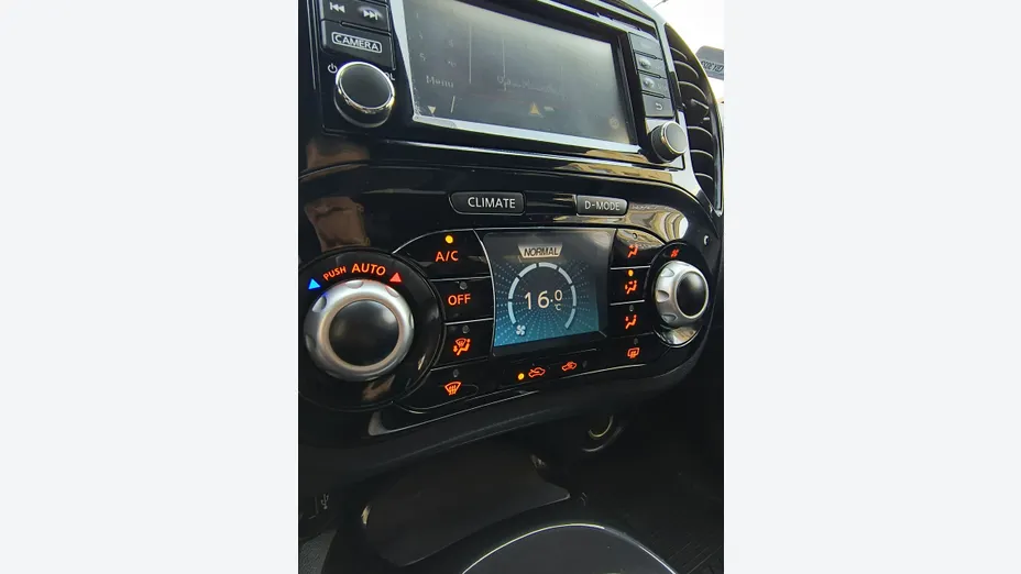 NISSAN Juke -