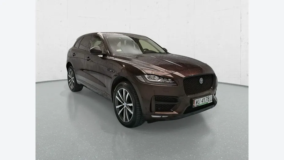 JAGUAR F-Pace -