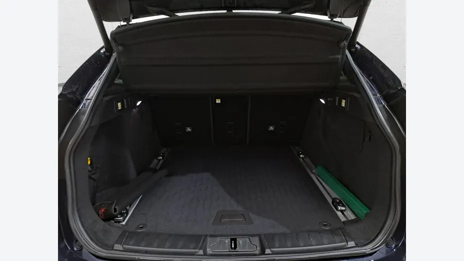 JAGUAR F-Pace -