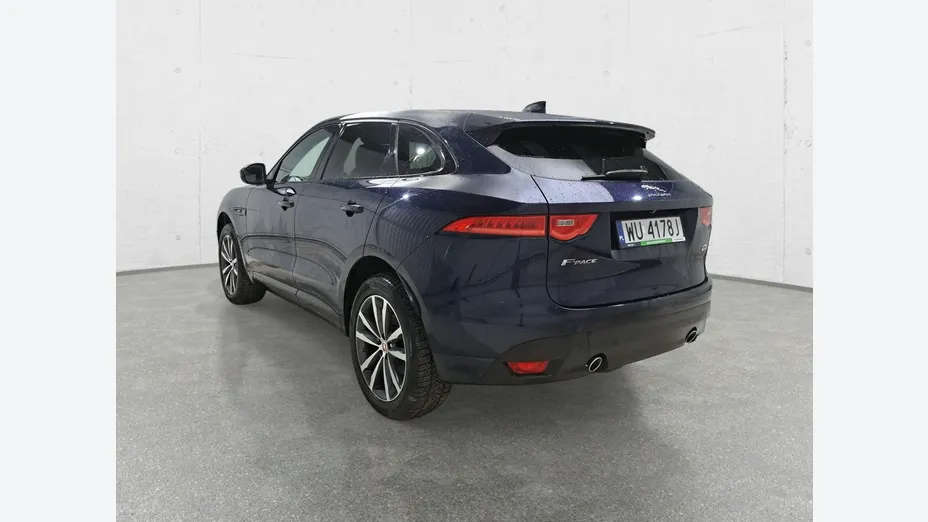 JAGUAR F-Pace -
