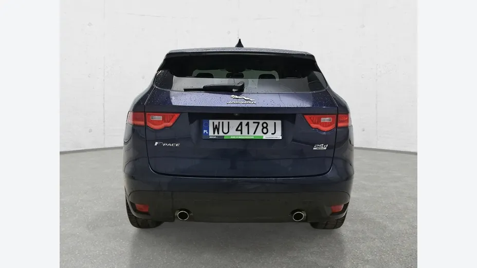 JAGUAR F-Pace -