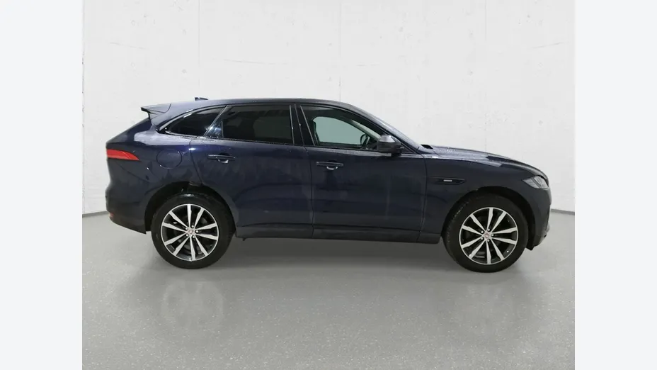 JAGUAR F-Pace -