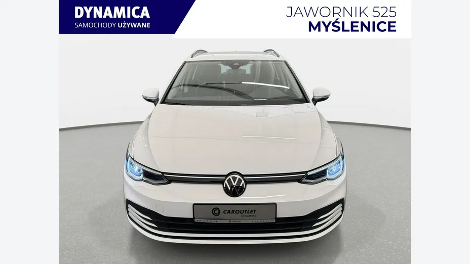 VOLKSWAGEN Golf -