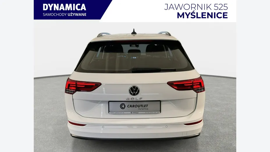 VOLKSWAGEN Golf -