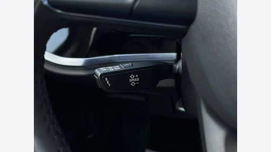AUDI Q3 -
