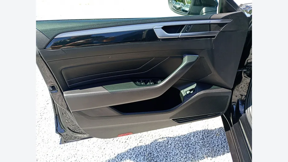VOLKSWAGEN Arteon -