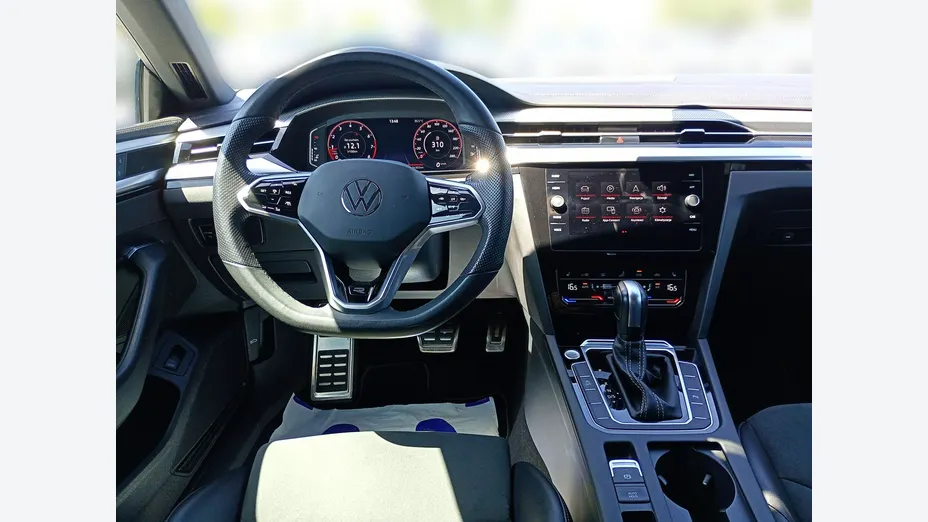 VOLKSWAGEN Arteon -